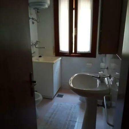 Casa Giovanni * לידו די ג'סולו